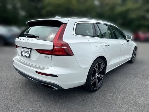 Used 2020 Volvo V60 T5 Inscription FWD image 8