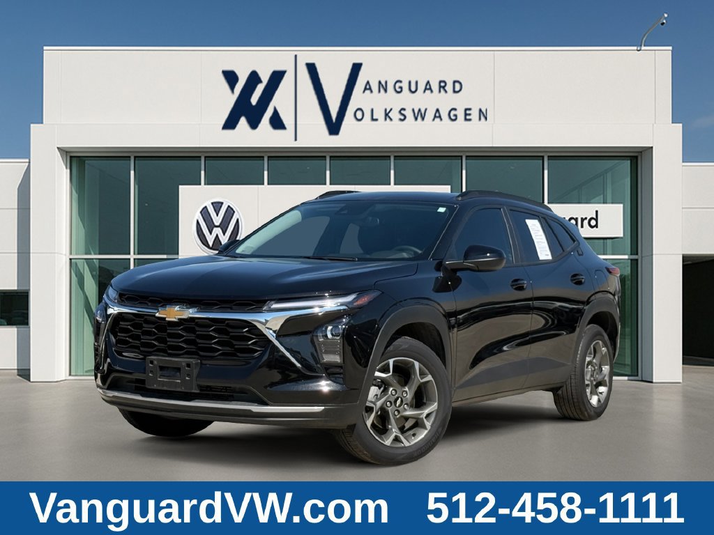 Used 2026 Chevrolet Trax LT w/ Driver Confidence Package FWD image 1