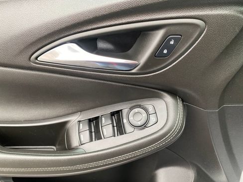 Used 2024 Buick Encore GX Preferred image 13