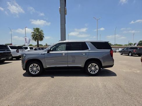 Used 2021 GMC Yukon SLT w/ SLT Luxury Package RWD image 2
