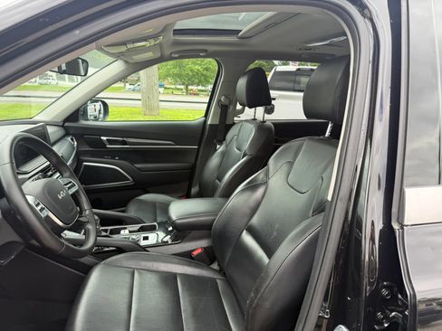 Used 2022 Kia Telluride S FWD image 18
