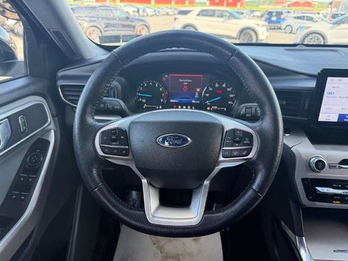 Certified 2023 Ford Explorer XLT w/ Equipment Group 202A AWD/4WD image 15