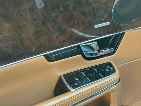 Used 2011 Jaguar XJ L Supercharged image 60