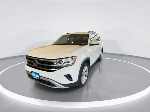 Used 2021 Volkswagen Atlas SE w/ Towing Package AWD/4WD image 4