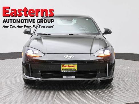 Used 2023 Hyundai Ioniq 6 SEL AWD/4WD image 2