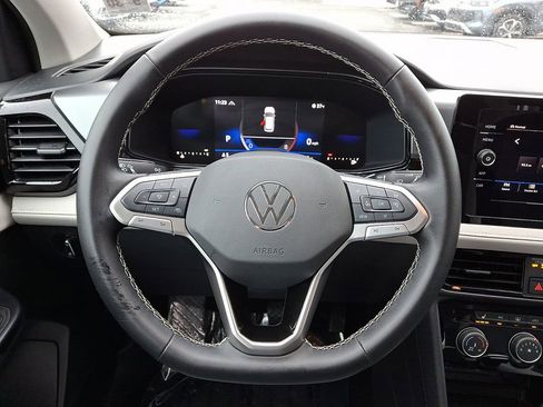 Certified 2025 Volkswagen Taos S image 17