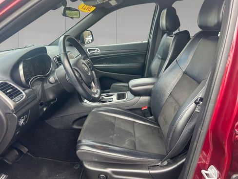 Used 2021 Jeep Grand Cherokee Laredo X image 10