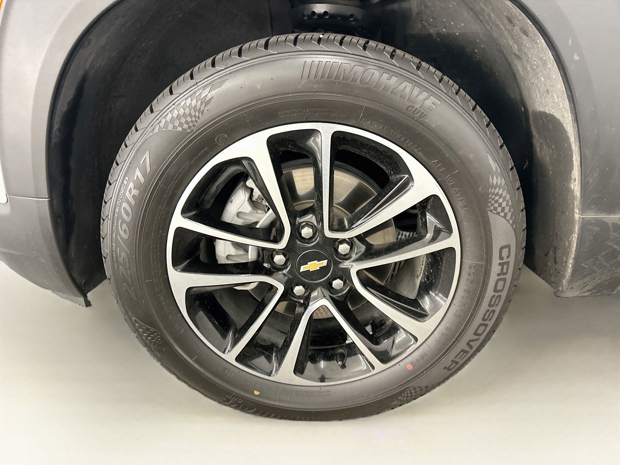 Used 2025 Chevrolet TrailBlazer LT AWD/4WD image 35