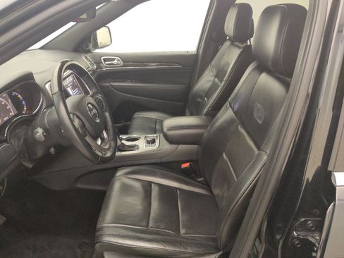 Used 2018 Jeep Grand Cherokee Overland AWD/4WD image 17