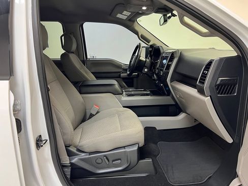 Used 2020 Ford F150 XLT w/ Equipment Group 302A Luxury AWD/4WD image 31