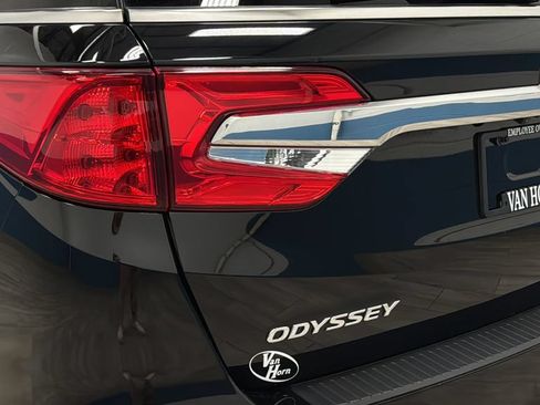 Used 2018 Honda Odyssey EX-L image 42
