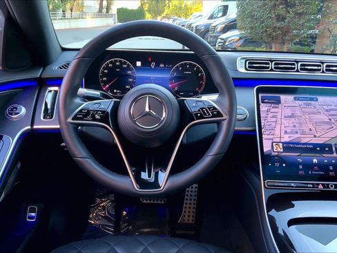 Certified 2023 Mercedes-Benz S 580 4MATIC Sedan image 5