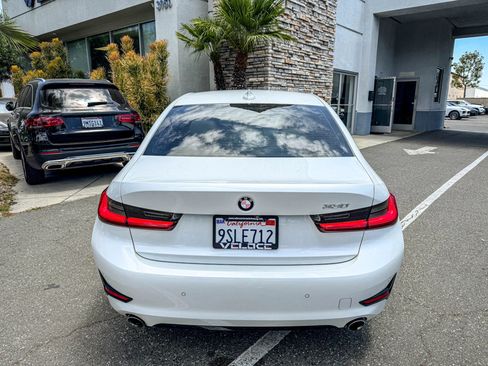 Used 2019 BMW 330i Sedan w/ Convenience Package RWD image 12