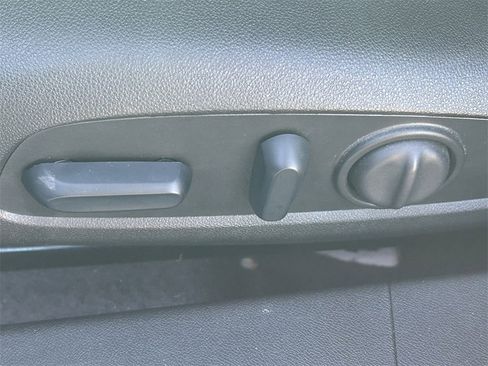 Used 2024 Chevrolet Malibu LT image 17