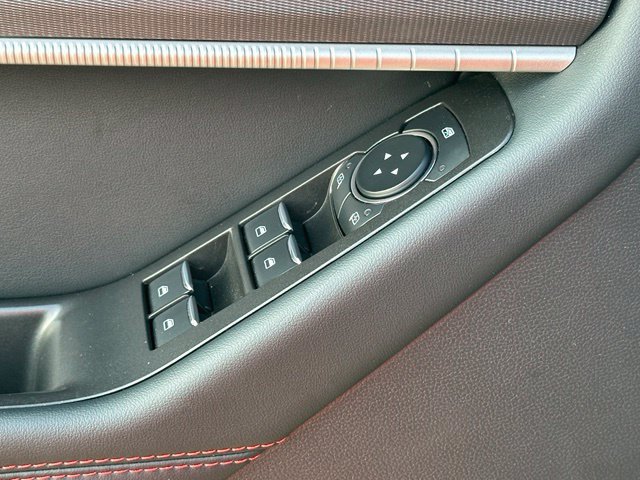 Used 2026 Ford Explorer ST-Line AWD/4WD image 21