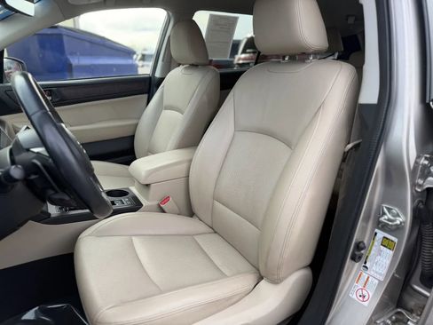 Used 2019 Subaru Outback 2.5i Limited AWD/4WD image 14