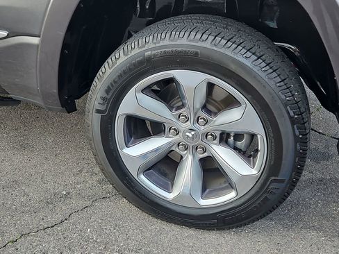 Used 2022 RAM 1500 Limited image 15
