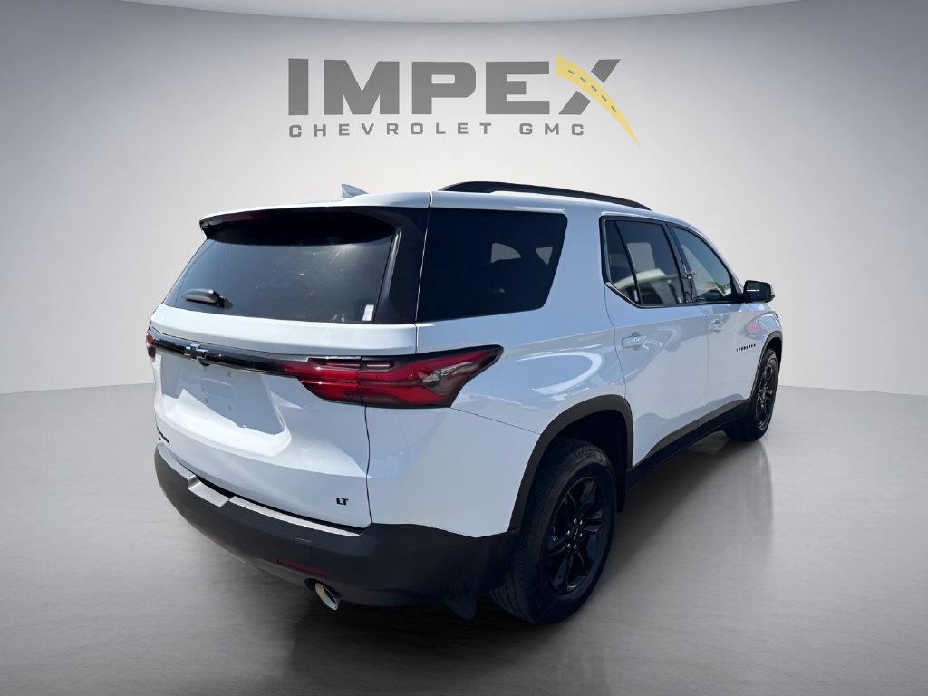 Used 2023 Chevrolet Traverse LT w/ Midnight/Sport Edition AWD/4WD image 5