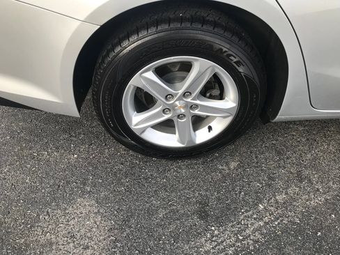 Used 2022 Chevrolet Malibu LS image 38