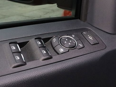 Used 2022 Ford F250 Lariat w/ Tremor Off-Road Package AWD/4WD image 18