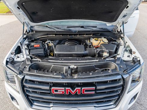 Used 2022 GMC Yukon XL AT4 image 20