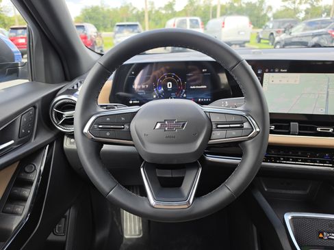 New 2027 Chevrolet Equinox ACTIV w/ Convenience Package III FWD image 20