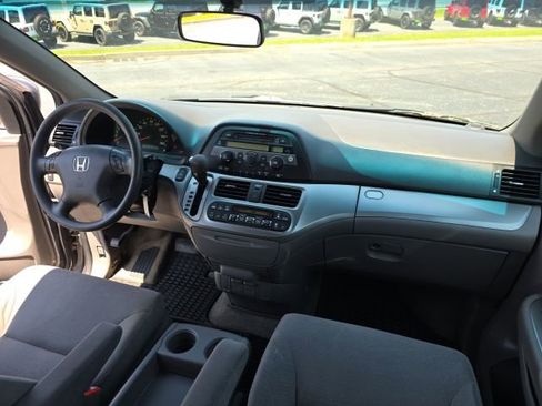 Used 2010 Honda Odyssey EX image 42