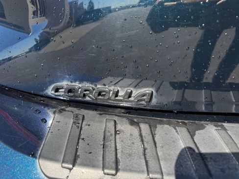 Used 2022 Toyota Corolla XSE FWD image 7