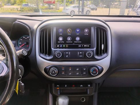 Used 2022 Chevrolet Colorado LT w/ Fleet Safety Package RWD image 10