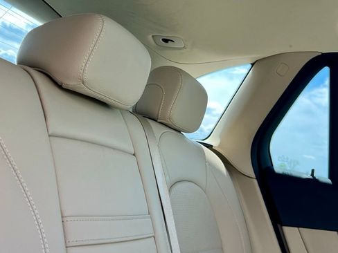 Certified 2022 Mercedes-Benz GLC 300 4MATIC image 18