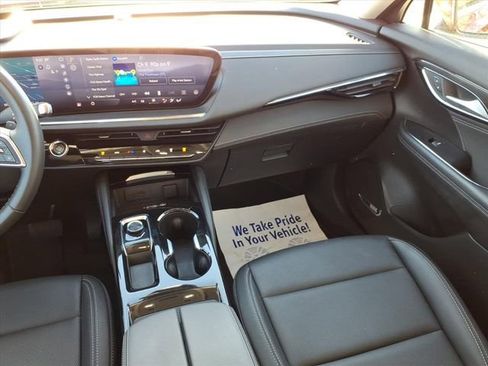 Used 2025 Buick Envision Preferred image 15