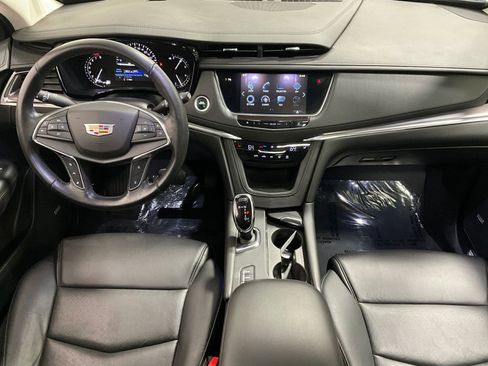 Used 2019 Cadillac XT5 Luxury AWD/4WD image 16