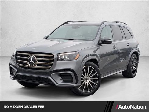 Used 2025 Mercedes-Benz GLS 450 4MATIC image 1