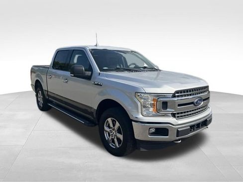 Used 2018 Ford F150 XLT w/ Equipment Group 302A Luxury AWD/4WD image 5
