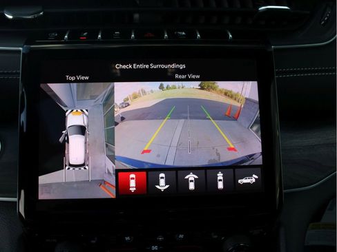 New 2025 Jeep Grand Cherokee Limited w/ Luxury Tech Group II image 24