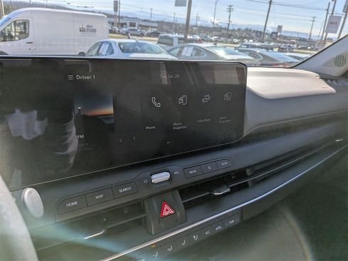 Used 2025 Kia K4 LXS image 15