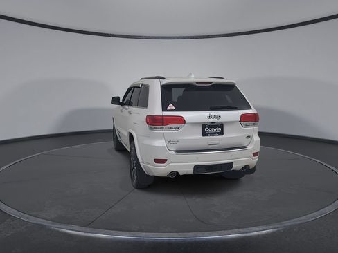 Used 2017 Jeep Grand Cherokee Overland w/ Jeep Active Safety Group AWD/4WD image 13