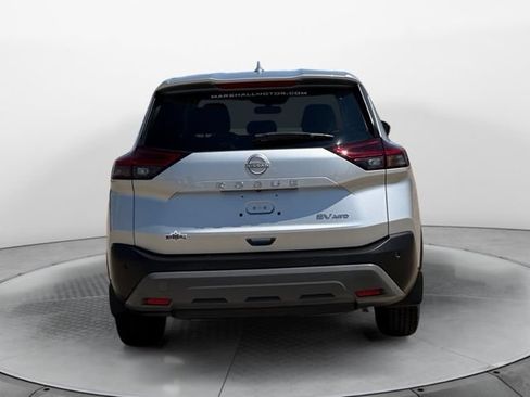 Used 2023 Nissan Rogue SV AWD/4WD image 4