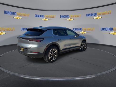 New 2026 Chevrolet Equinox EV LT image 11