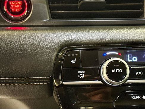 Used 2025 Honda Pilot EX-L image 19