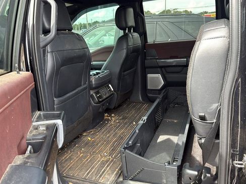 Used 2021 Ford F150 Lariat w/ Equipment Group 502A High image 4