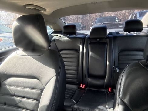 Used 2018 Ford Fusion SE w/ Fusion SE Technology Package FWD image 21