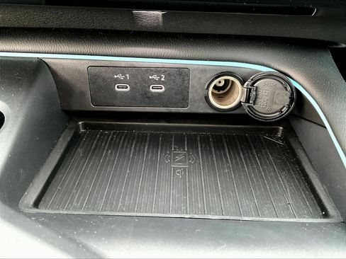Used 2026 Nissan Sentra SV w/ SV Convenience Package FWD image 18