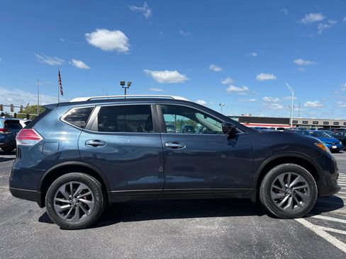 Used 2016 Nissan Rogue SL w/ SL Premium Package image 5
