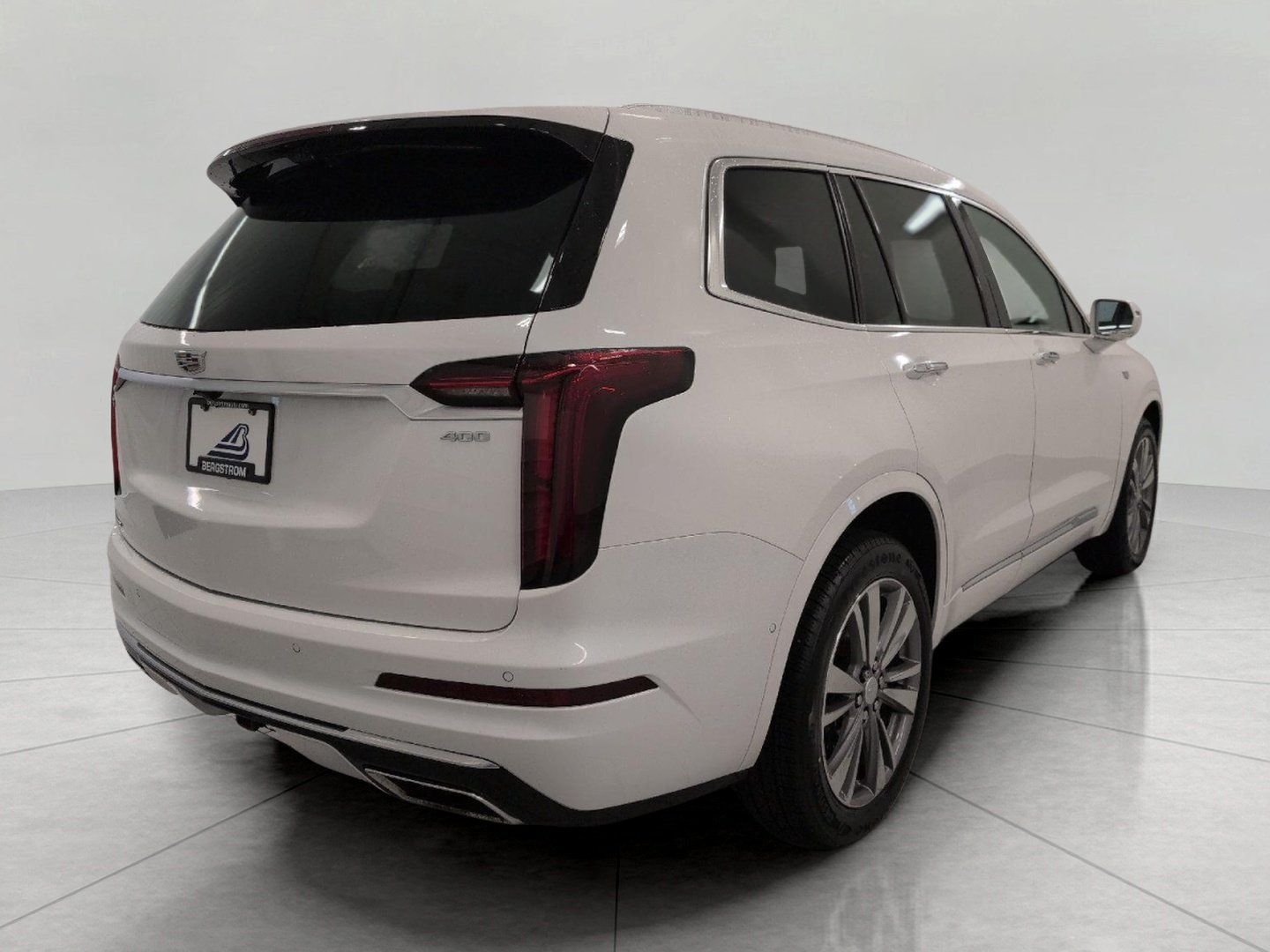 Used 2020 Cadillac XT6 Premium Luxury w/ Platinum Package AWD/4WD image 19