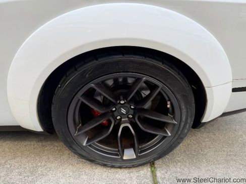 Used 2019 Dodge Challenger R/T Scat Pack w/ Widebody Package image 30