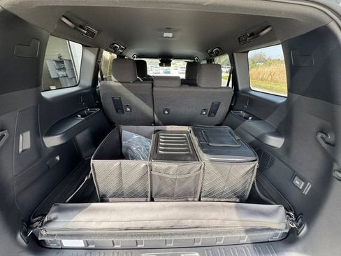 Used 2025 Toyota Land Cruiser image 31