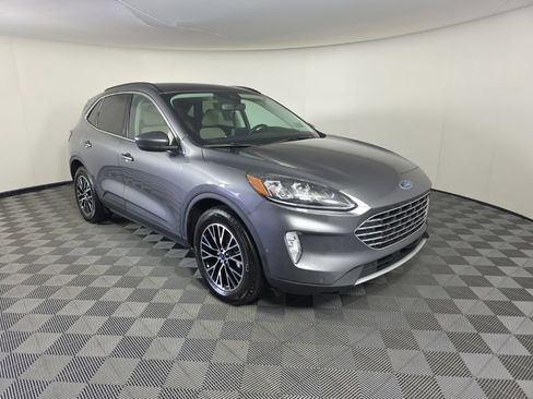 Used 2021 Ford Escape Titanium FWD image 7