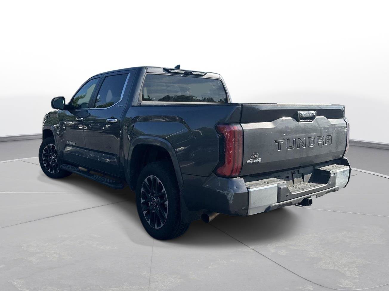 Used 2024 Toyota Tundra Limited AWD/4WD image 53