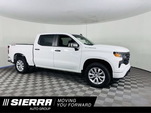 Used 2022 Chevrolet Silverado 1500 Custom AWD/4WD image 1
